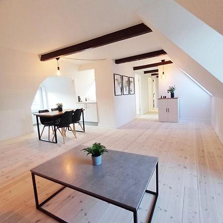 Beautiful Double Room In The Center Of City Randers Exterior foto